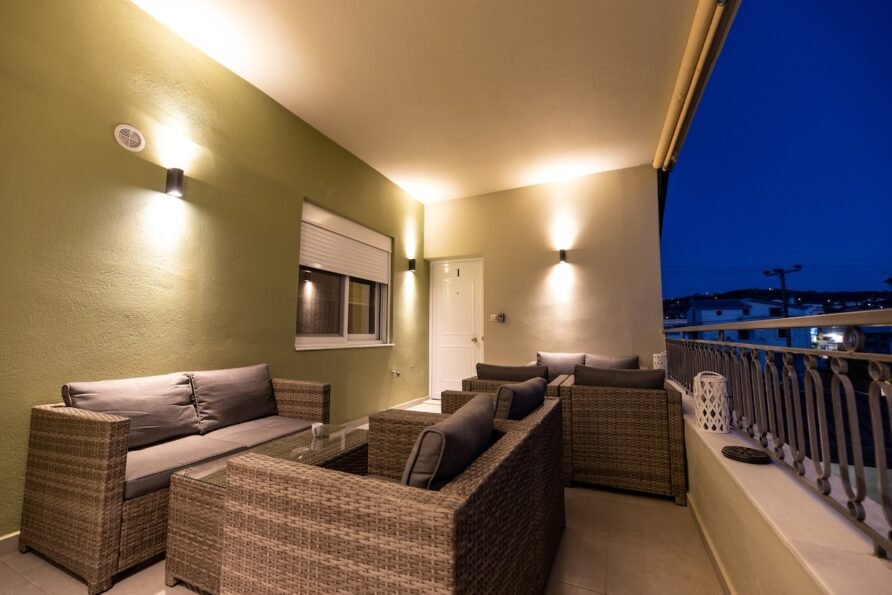 I1 · Demi’s Apartments Near Athens Airport