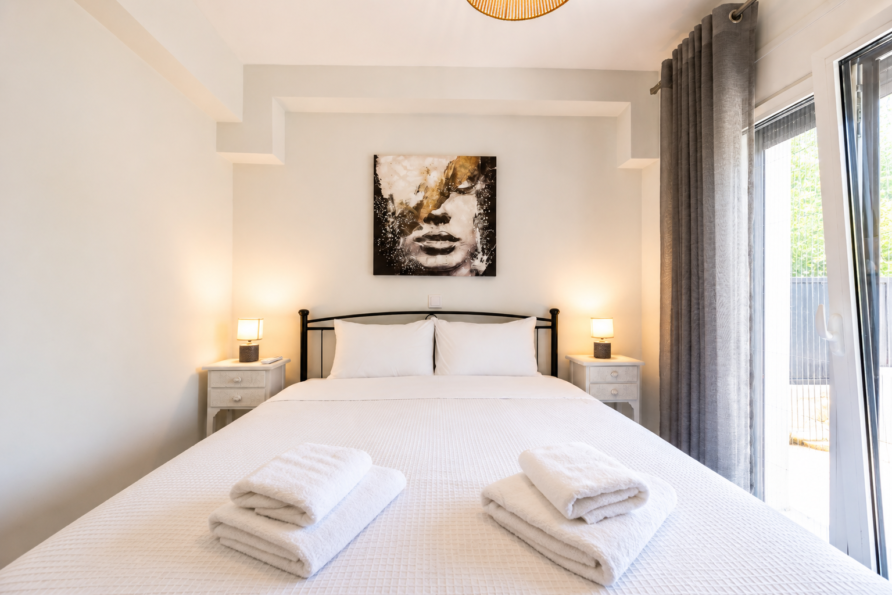 Diogenis Apartments (I2) Near Athens Airport By SEM